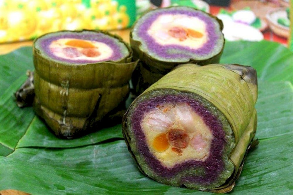 Mat Cat Wrapped Sticky Rice Cake is a unique and delicious specialty exclusive to Phu Quoc Island, cherished by all locals there 